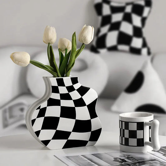 Chessboard Grid Ceramic Vase