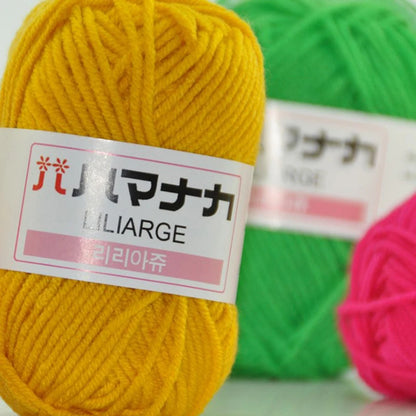 Milk Sweet Soft Cotton Baby Knitting Wool Yarn Thick Yarn Fiber Velvet Yarn Hand Knitting Wool Crochet Yarn for DIY Sweater