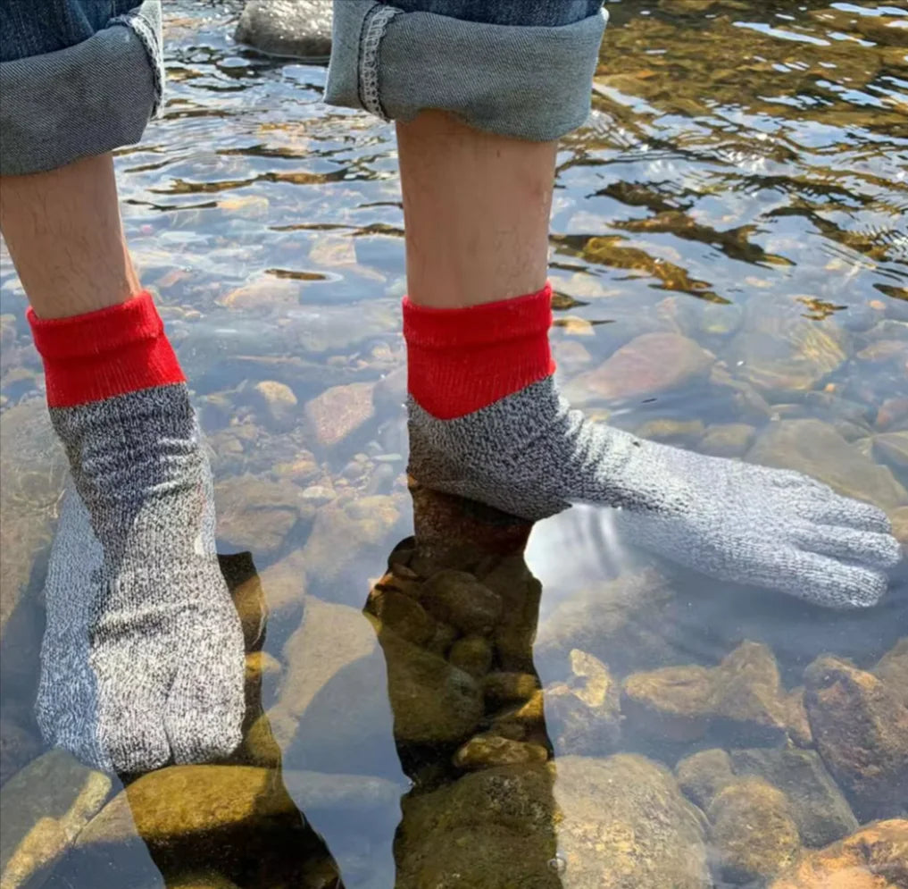 Cut-Resistant Split Toe Socks level 5