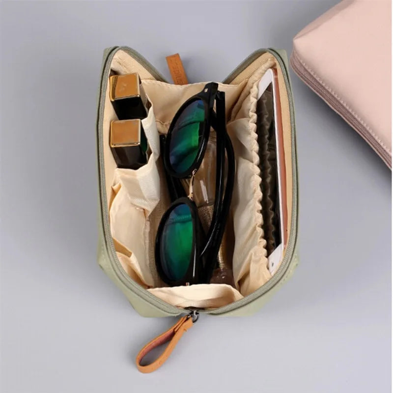 Nylon Portable Handheld Lipstick Bag Mini Coin Purse Casual Cosmetic Bag Travel Storage Bags Women Makeup bag