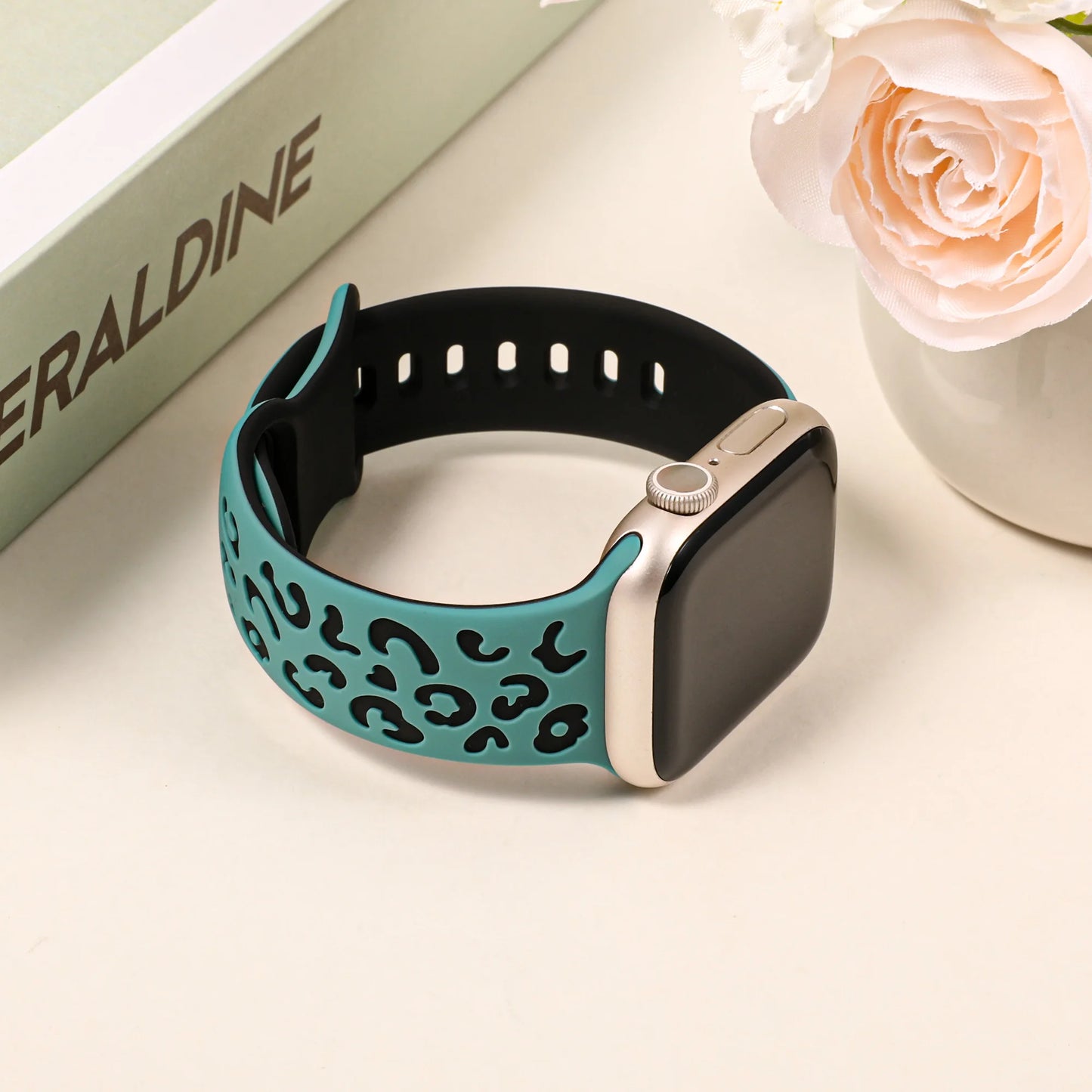 Engraved Strap For Apple Watch Band 45mm 44mm 42mm 41mm 40mm 49mm 44 mm Silicone Correa Bracelet Series 9 8 7 SE 6 5 4 3 Ultra 2