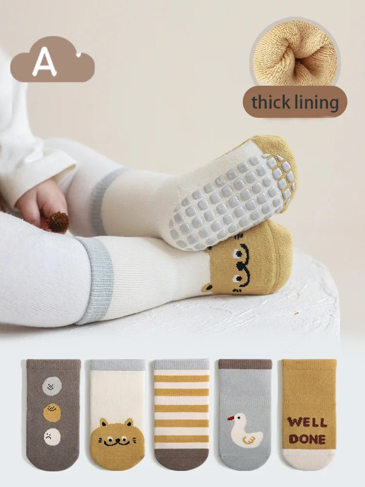 5 Pairs Four Seasons Cartoon Thin and Terry Fleece Plush Newborn Infant Baby Socks Anti-Slip Floor Kids Boys Tube Socks for 0-5Y