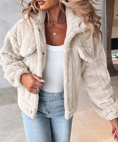 Woman Fashion Teddy Jacket New Winter Women's Thicken Casual Long Sleeves Turn-Down Collar Buttoned Coats Temperament Commuting