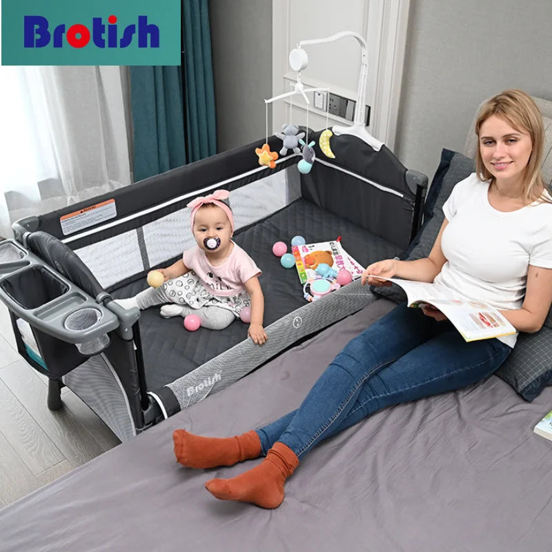 Multifunctional Baby Crib Foldable Baby Bed With Diaper Table Cradle Rocker Kid Game Bed Portable Baby Crib Support Dropshiping 